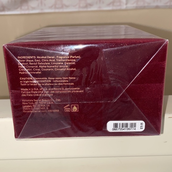 Victoria Secret Very Sexy perfume free Victoria keychain with purchase - Picture 3 of 3